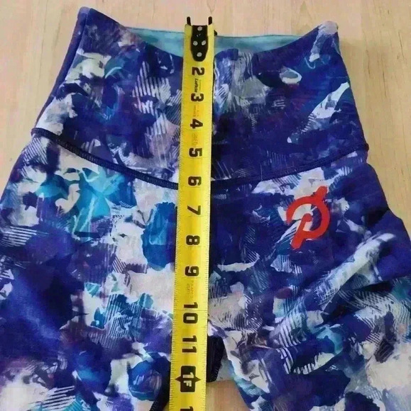 With peloton reversible leggings size xs - Picture 8 of 11